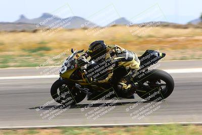 media/Apr-30-2023-CRA (Sun) [[020fcf5d43]]/Race 11-600 Expert Superbike/